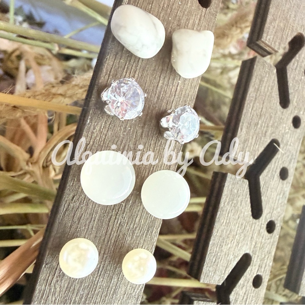 Alquimia White gemstones and Silver Earrings Set